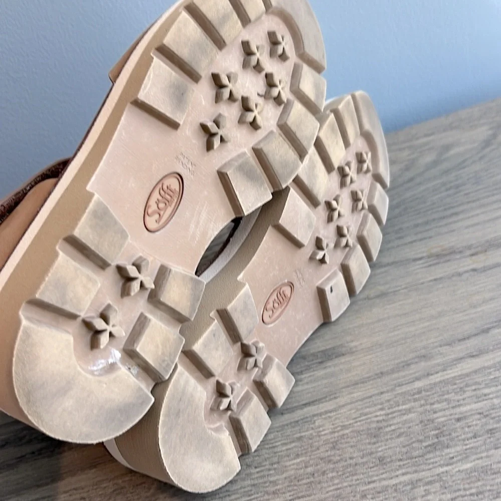 Sofft Pru Pinecone Tan Lug Sole Sandal Platform Sole Sandals Nubuck Size 8.5 - Picture 7 of 8